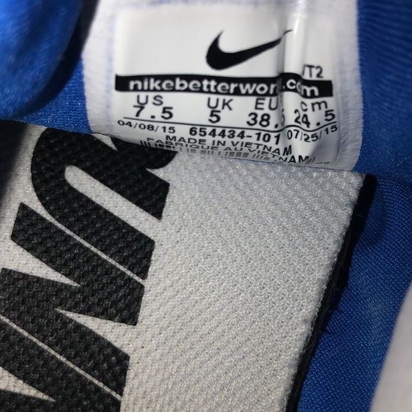 NIKE gym/running Shoes - Picture 6 of 6